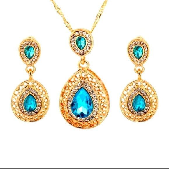 Double Water Drop Shape Jewelry Set - Picture 1 of 10